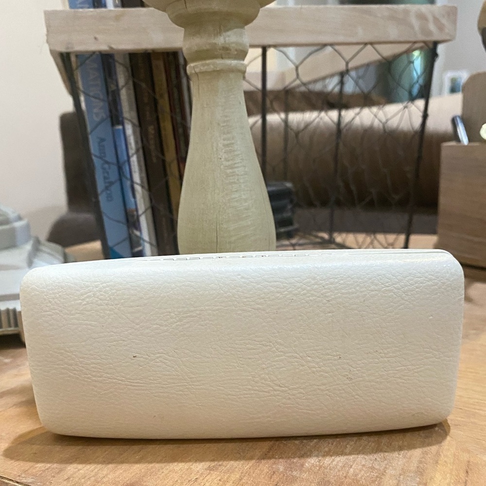 VERSACE Glasses / Shades Case - Picture 2 of 4